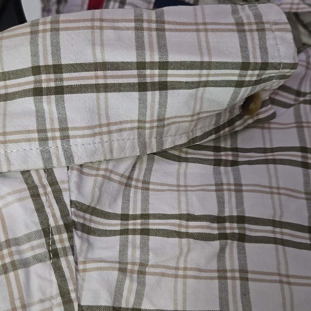 Levi Strauss Checkered Shirt - Picture 3 of 9